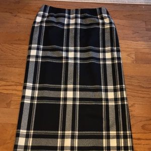 Casual Corner Black Plaid Long Skirt sz 12